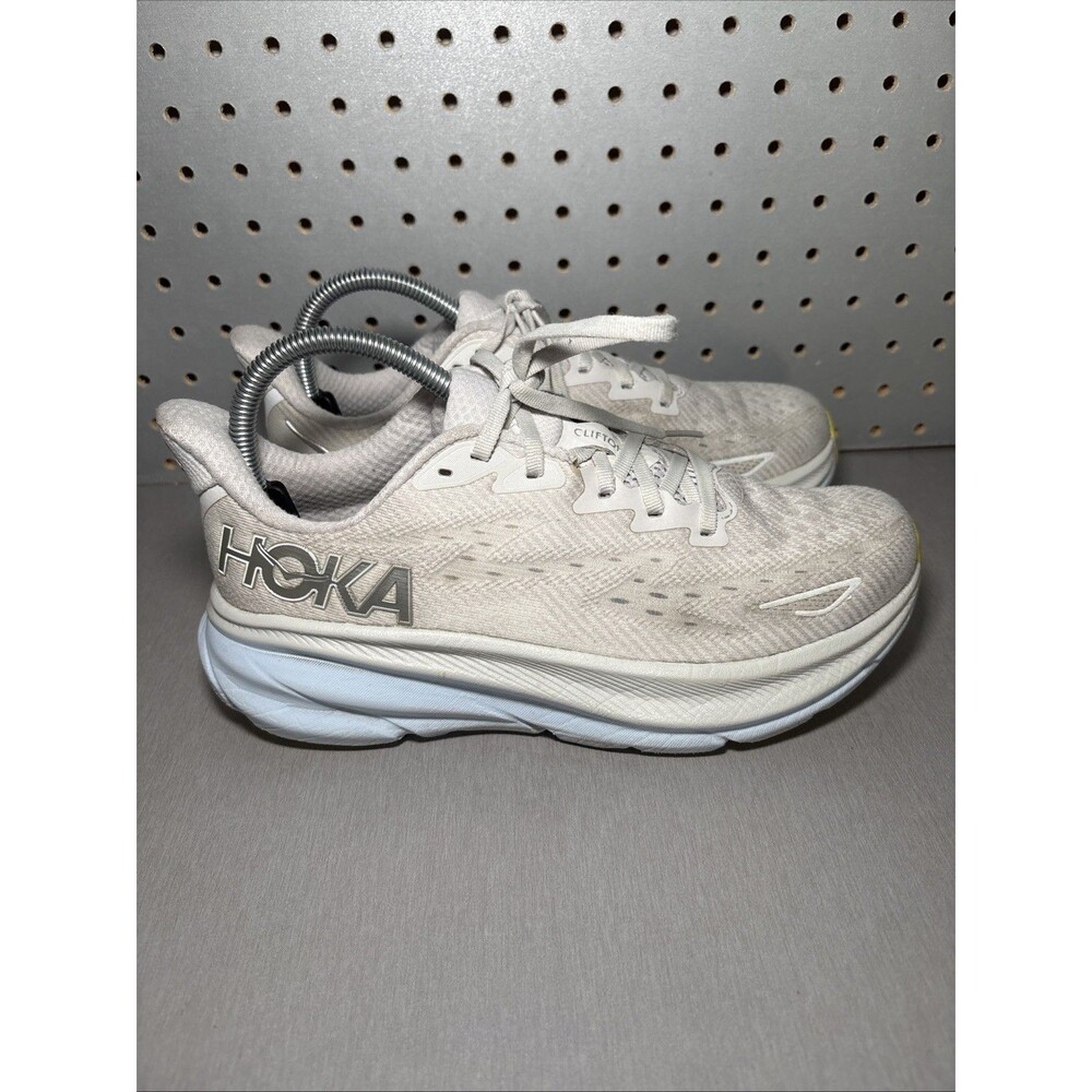 Hoka One One Clifton 9 Running Shoes Womens 8 B White Blue Gray Sneakers